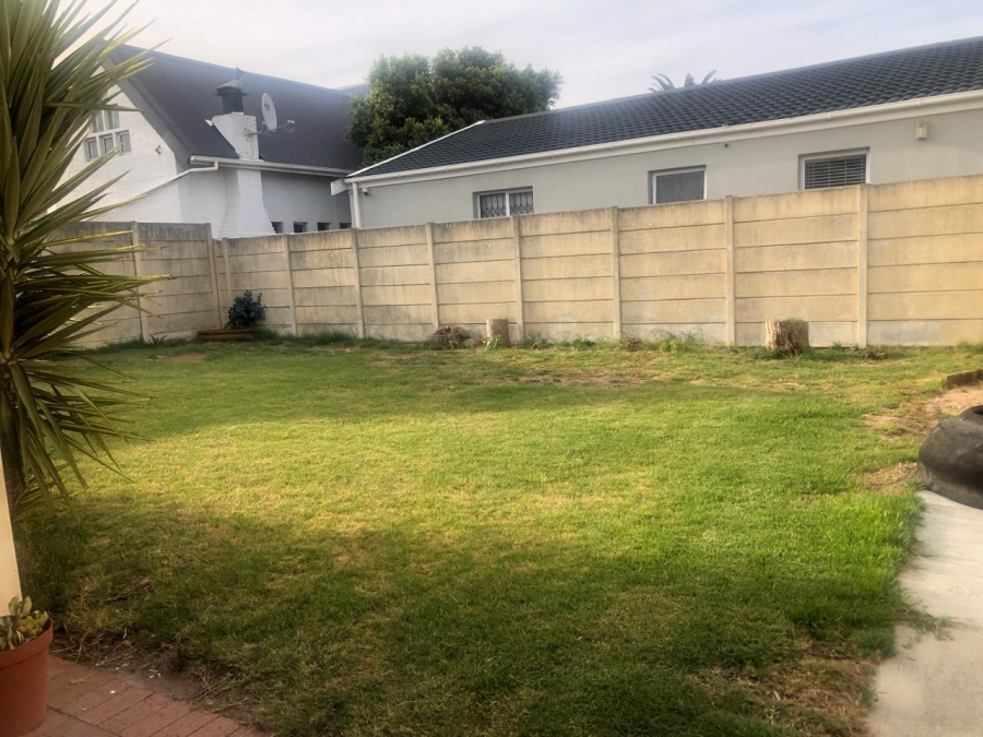 3 Bedroom Property for Sale in West Beach Western Cape